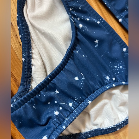 Seafolly girls moon bikini EUC - Picture 4 of 5